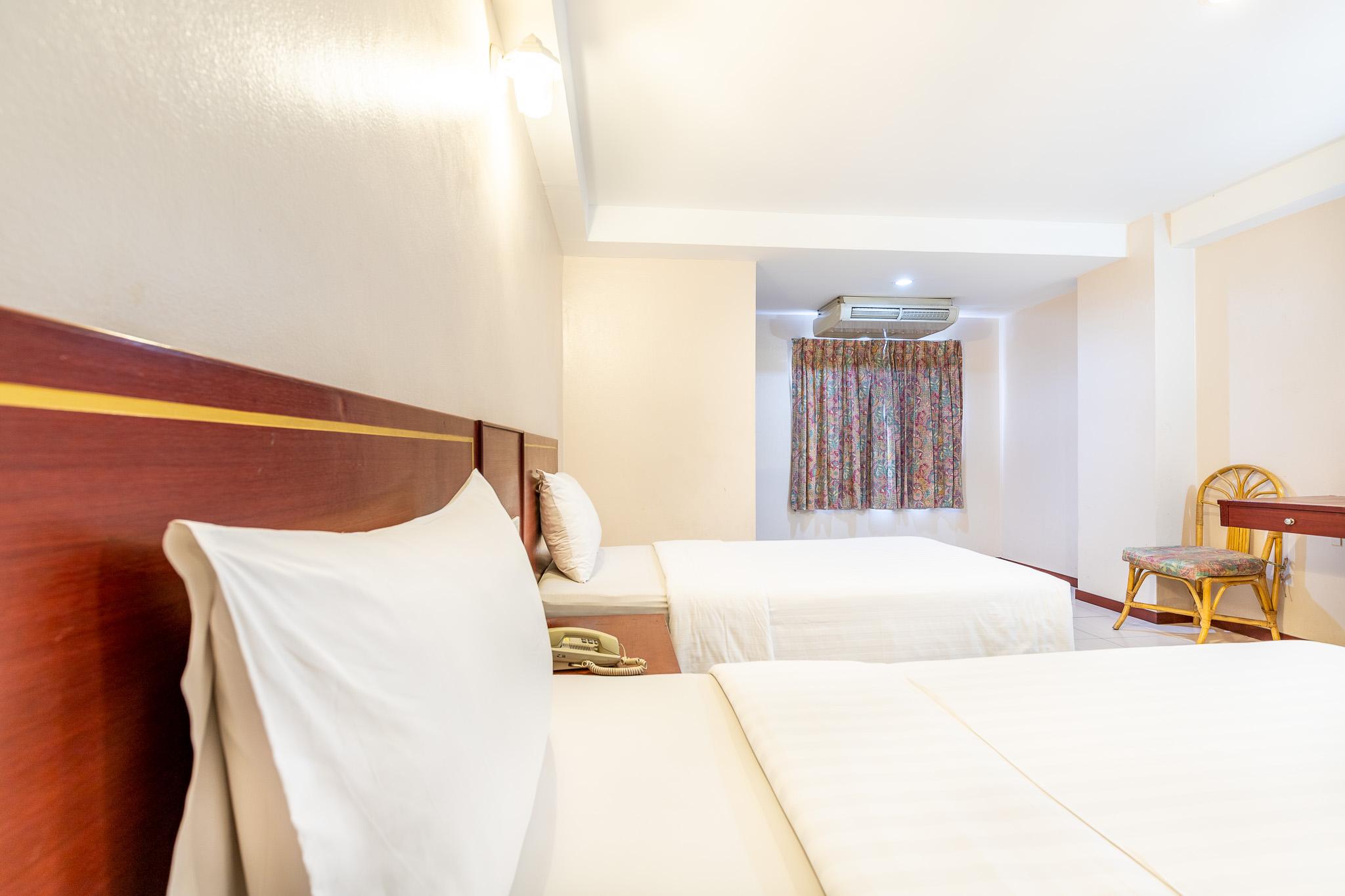 Eastiny Place Hotel Pattaya Bagian luar foto