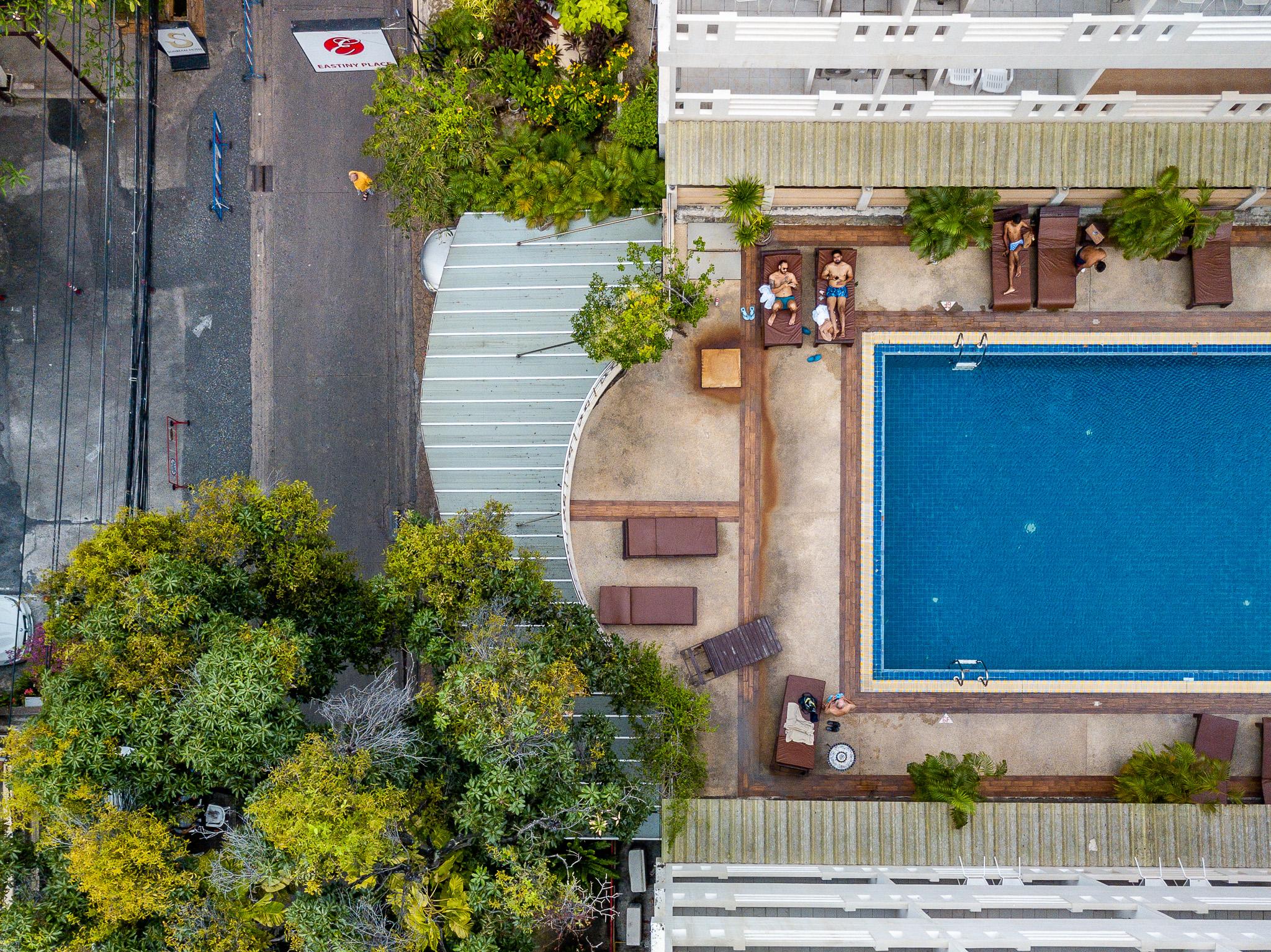 Eastiny Place Hotel Pattaya Bagian luar foto